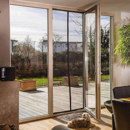 ستارة أبواب شبكية بخاصية إغلاق مغناطيسية